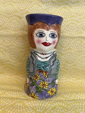 Handpainted Ceramic Bella Casa Susan Paley “Erica” Bank with Stopper. 6”